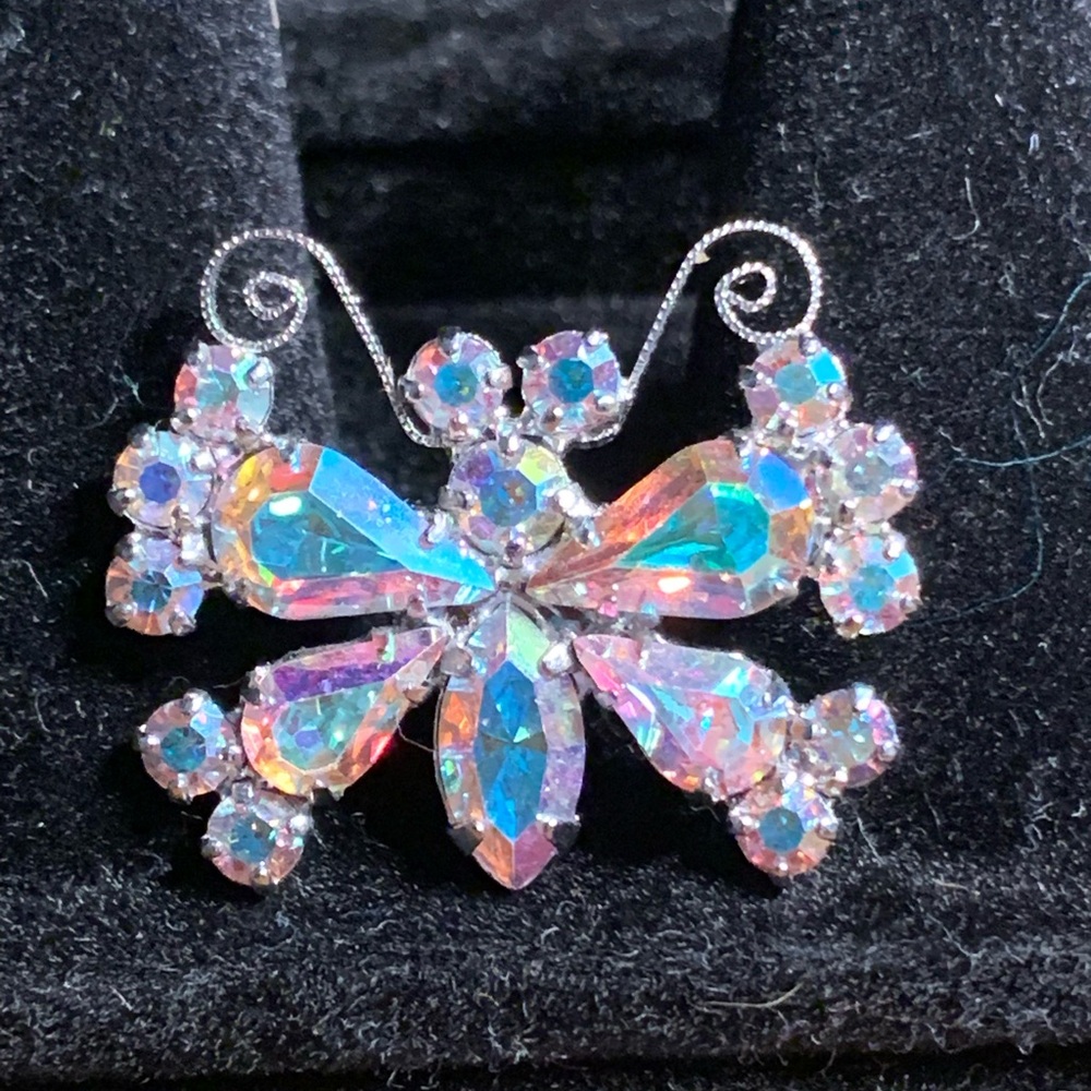 Aurora borealis Butterfly Brooch - Iridescent AB Rhinestone Accent - Picture 1 of 4